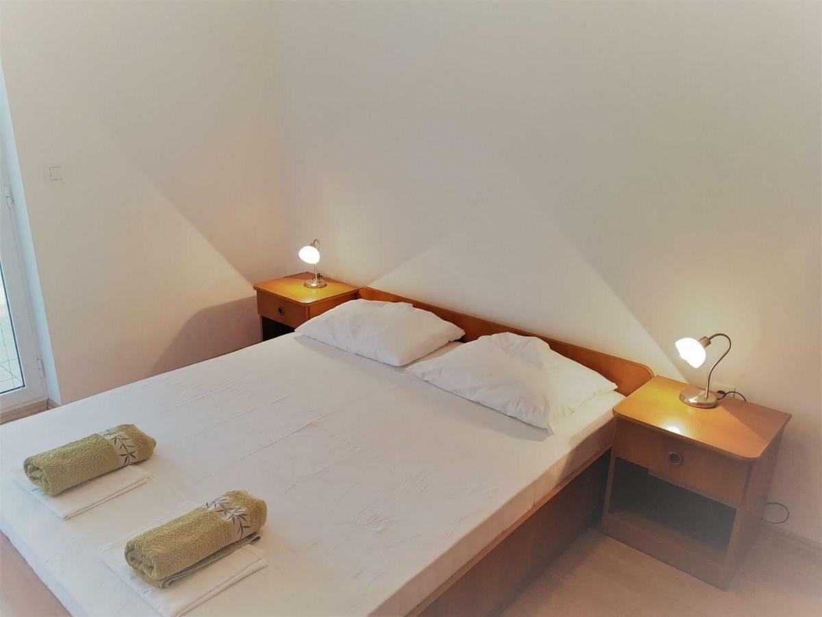 Apartments Vrtlici Stara Novalja Buitenkant foto